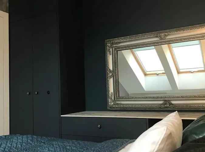 Sunset Deluxe Blue 아파트